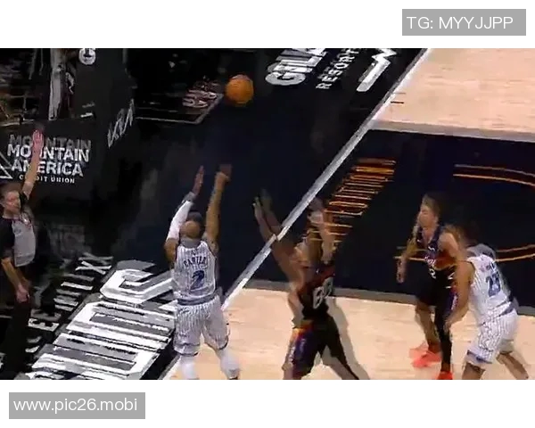 杰文-卡特连续起跳三分出手，极限命中再度追平比分